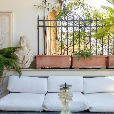 Penthouse Luxury Barberini דירה