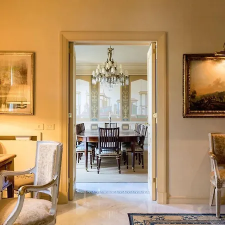 דירה Penthouse Luxury Barberini *